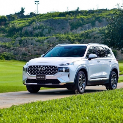 Kinh nghiệm thuê xe Santafe tự lái tiết kiệm và an toàn