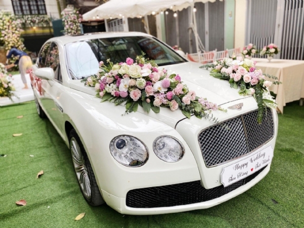 Thuê xe Bentley đám cưới – Biểu tượng của sự sang trọng và đẳng cấp quý tộc