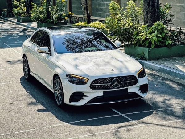Cho thuê xe Mercedes tự lái – Trải nghiệm đỉnh cao trên từng cung đường