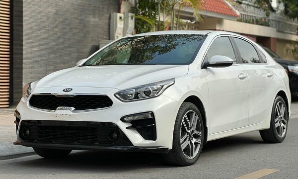 Cho thuê xe Kia Cerato – giá tốt, tiện nghi, an toàn