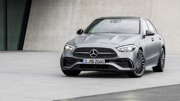 Trải nghiệm Mercedes tự lái đẳng cấp cùng dịch vụ thuê xe uy tín
