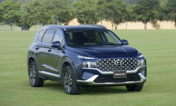 Có nên thuê xe Santafe tự lái theo tháng? Ưu nhược điểm cần biết trước khi quyết định