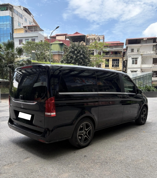 Mercedes V250
