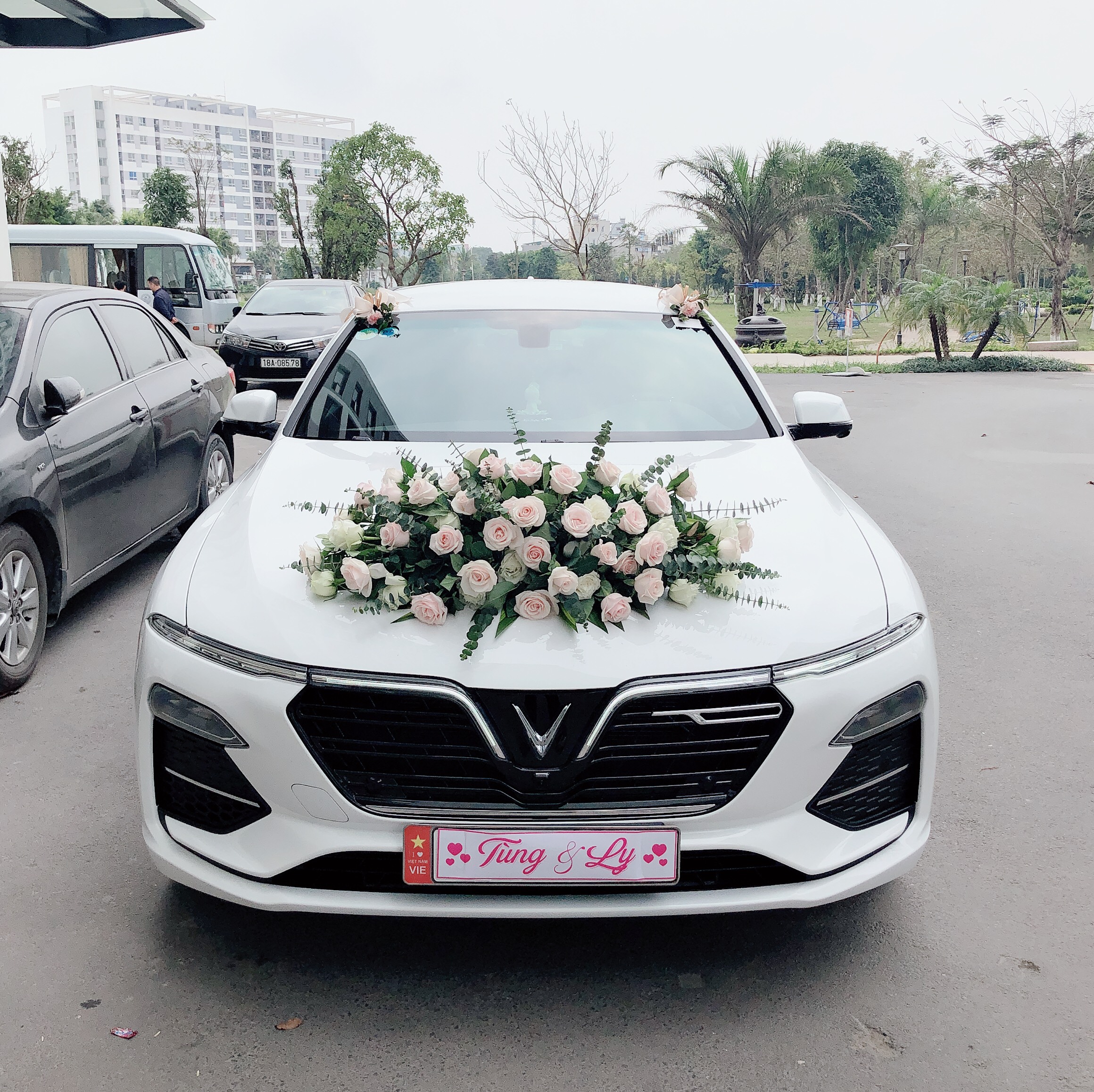 Dịch vụ thuê xe cưới VinFast phù hợp với đối tượng nào ?