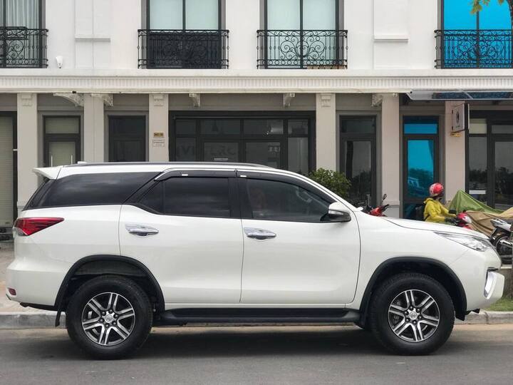 Gợi ý địa chỉ cung cấp dịch vụ thuê xe tháng 7 chỗ tự lái uy tín