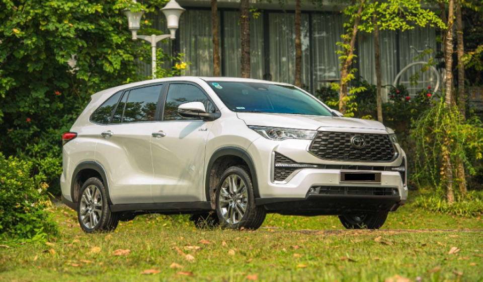 Kinh nghiệm chọn đơn vị thuê xe Innova uy tín