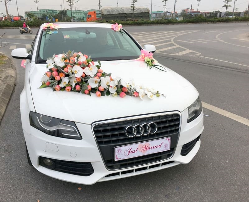 Làm thế nào để chọn được chiếc xe cưới phù hợp?