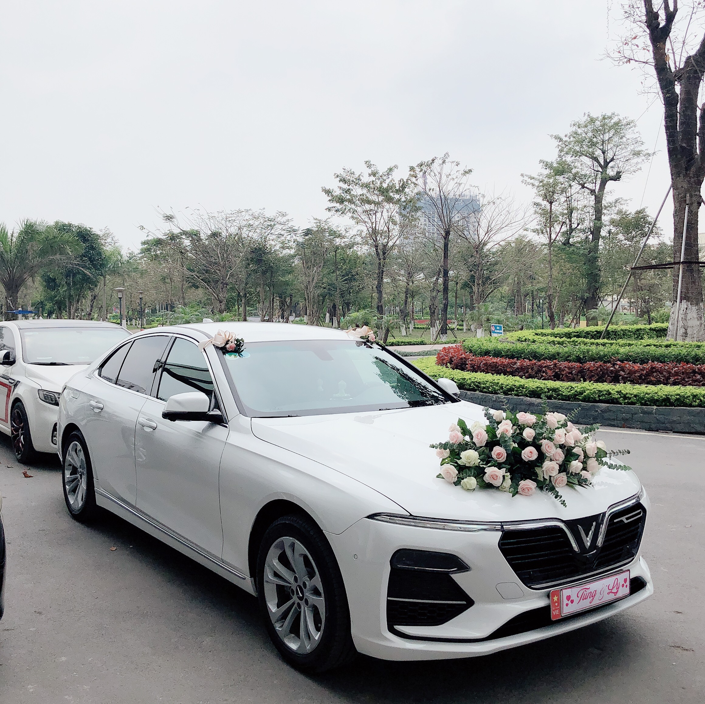Lưu ý quan trọng khi lựa chọn dịch vụ thuê xe cưới VinFast