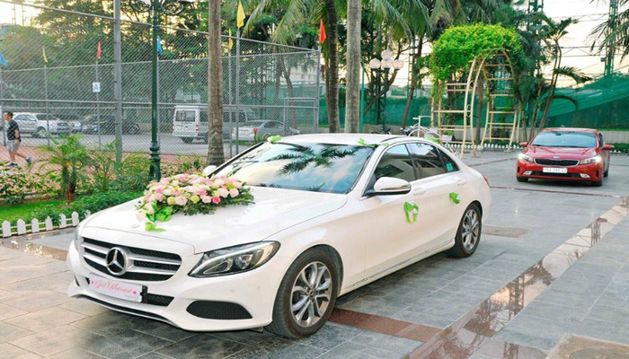 Một số lưu ý khi thuê xe cưới Mercedes C250