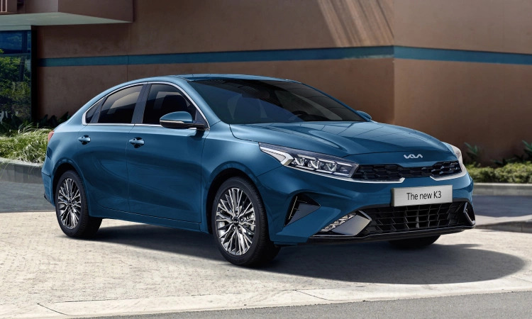 So sánh chi phí giữa thuê xe Kia K3 theo tháng và mua xe riêng