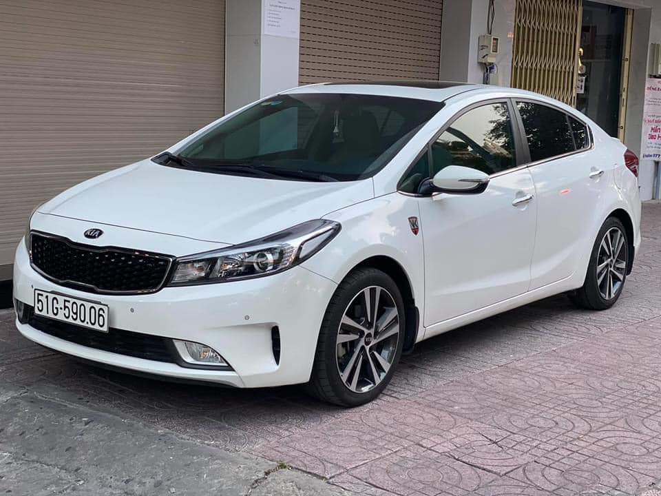 Tại sao nên chọn thuê xe Kia Cerato thay vì mua xe?