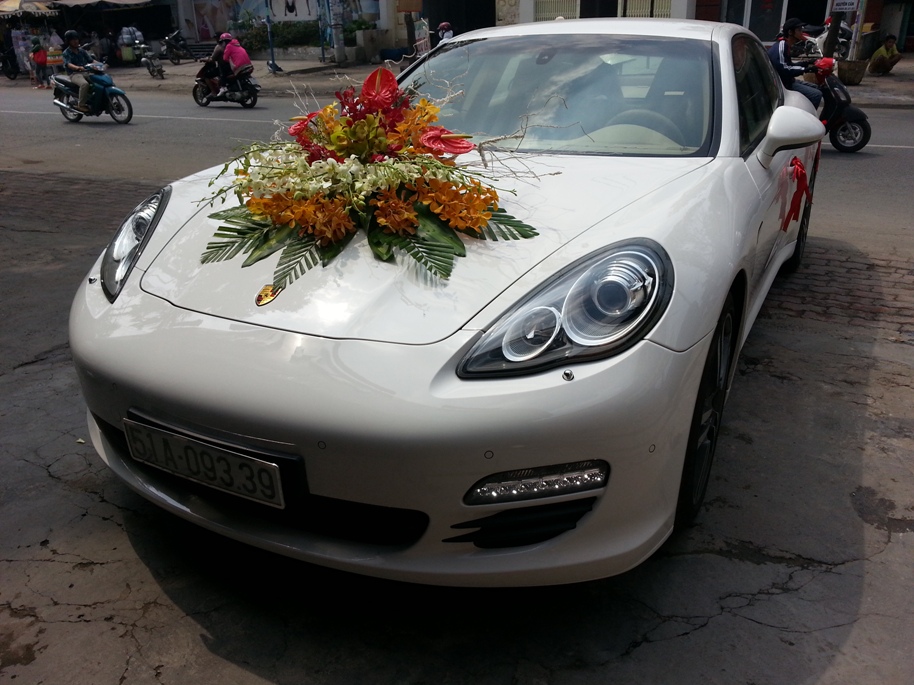 Thuê xe cưới Porsche là gì và vì sao lại được ưa chuộng?