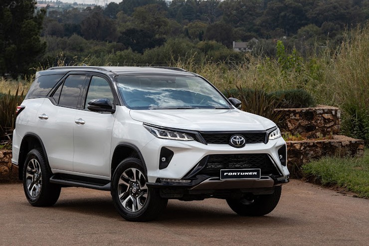  Ưu điểm của việc thuê Fortuner tự lái theo tháng cho hành trình đi tỉnh dài ngày