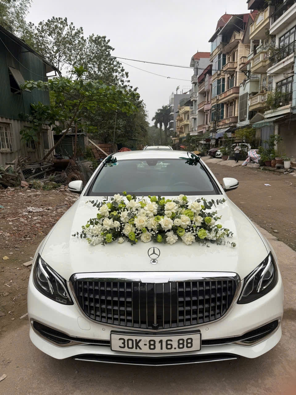 Cho thuê xe cưới Mercedes-Benz S-Class S450 sang trọng và đẳng cấp